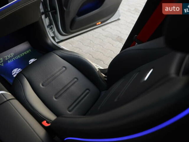 Серый Мерседес EQE SUV, объемом двигателя 0 л и пробегом 10 тыс. км за 100000 $, фото 47 на Automoto.ua