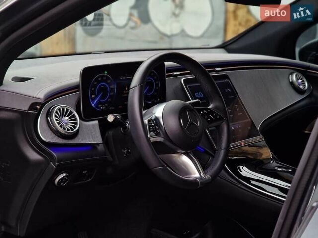 Серый Мерседес EQE SUV, объемом двигателя 0 л и пробегом 25 тыс. км за 49990 $, фото 51 на Automoto.ua