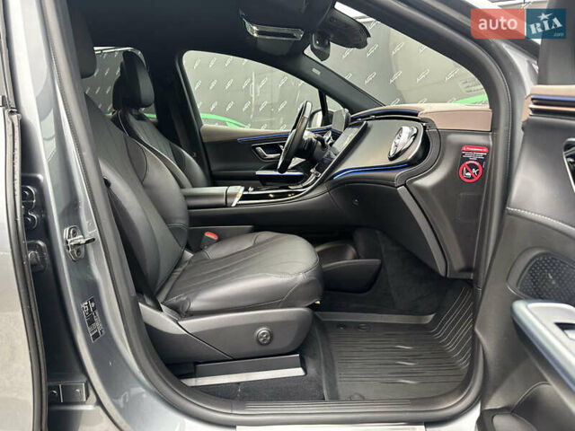 Серый Мерседес EQE SUV, объемом двигателя 0 л и пробегом 108 тыс. км за 55000 $, фото 18 на Automoto.ua
