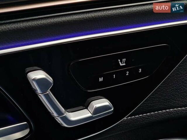 Серый Мерседес EQE SUV, объемом двигателя 0 л и пробегом 25 тыс. км за 49990 $, фото 69 на Automoto.ua