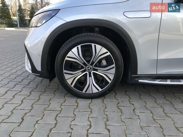 Серый Мерседес EQE SUV, объемом двигателя 0 л и пробегом 23 тыс. км за 53800 $, фото 8 на Automoto.ua