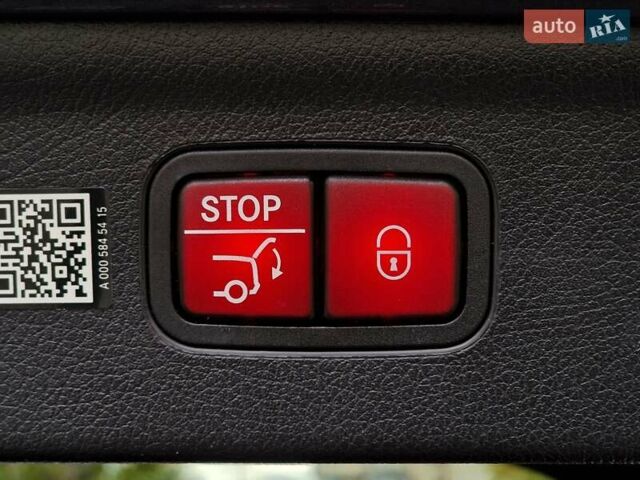 Серый Мерседес EQE SUV, объемом двигателя 0 л и пробегом 25 тыс. км за 49990 $, фото 45 на Automoto.ua