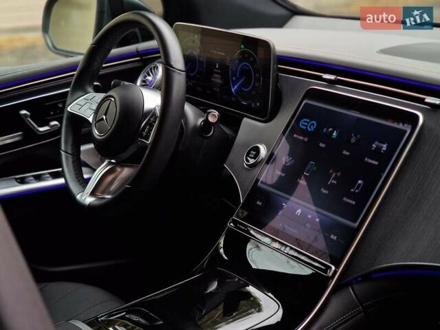 Серый Мерседес EQE SUV, объемом двигателя 0 л и пробегом 25 тыс. км за 49990 $, фото 61 на Automoto.ua