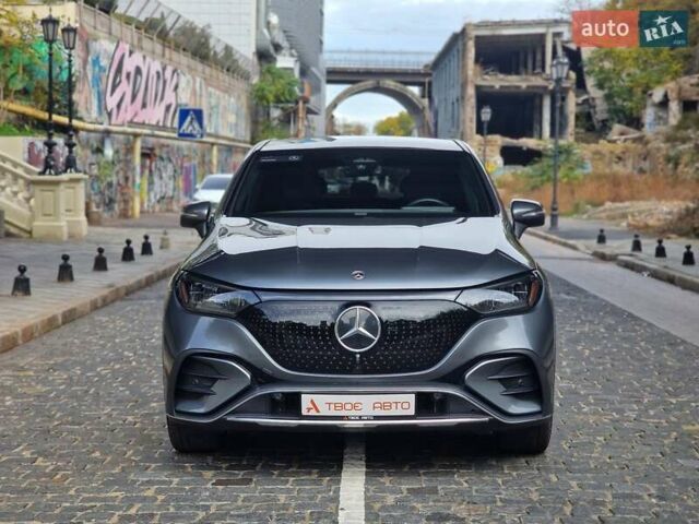 Серый Мерседес EQE SUV, объемом двигателя 0 л и пробегом 25 тыс. км за 49990 $, фото 1 на Automoto.ua