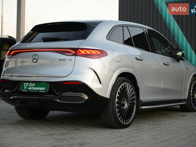 Серый Мерседес EQE SUV, объемом двигателя 0 л и пробегом 10 тыс. км за 100000 $, фото 11 на Automoto.ua