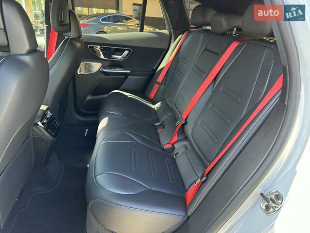 Серый Мерседес EQE SUV, объемом двигателя 0 л и пробегом 4 тыс. км за 88000 $, фото 21 на Automoto.ua