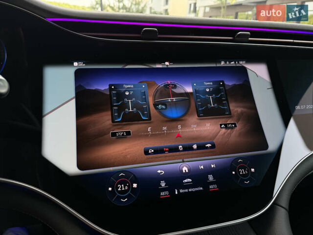 Серый Мерседес EQE SUV, объемом двигателя 0 л и пробегом 29 тыс. км за 74500 $, фото 64 на Automoto.ua