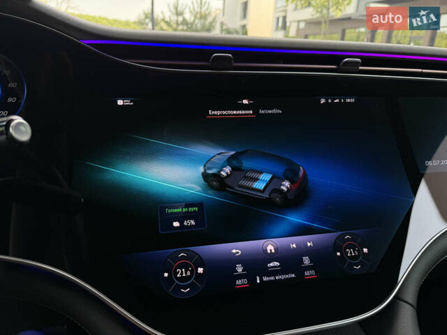 Серый Мерседес EQE SUV, объемом двигателя 0 л и пробегом 29 тыс. км за 74500 $, фото 65 на Automoto.ua