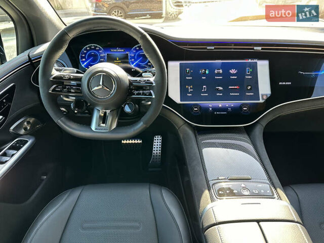 Серый Мерседес EQE SUV, объемом двигателя 0 л и пробегом 4 тыс. км за 88000 $, фото 29 на Automoto.ua