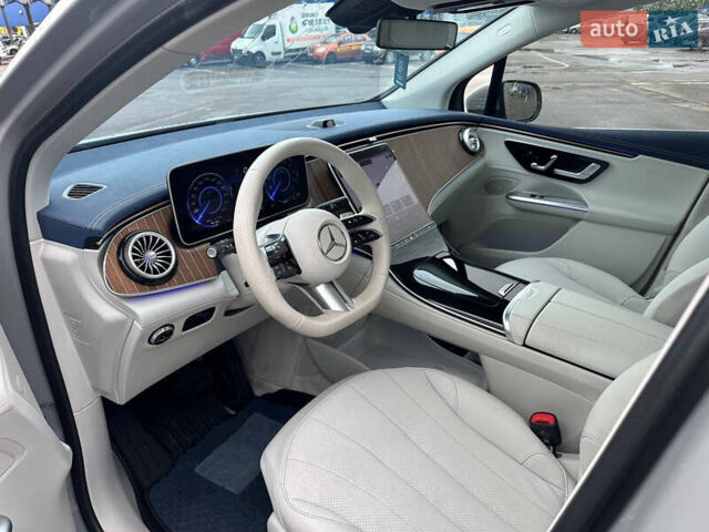 Серый Мерседес EQE SUV, объемом двигателя 0 л и пробегом 20 тыс. км за 48900 $, фото 8 на Automoto.ua
