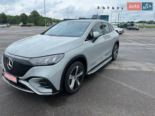 Серый Мерседес EQE SUV, объемом двигателя 0 л и пробегом 20 тыс. км за 48900 $, фото 2 на Automoto.ua