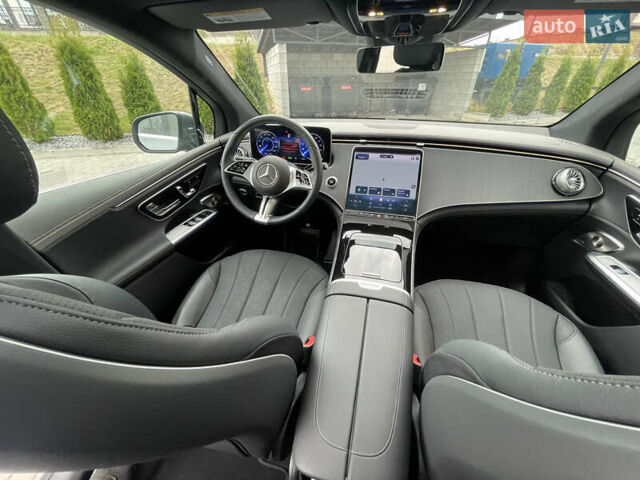 Серый Мерседес EQE SUV, объемом двигателя 0 л и пробегом 6 тыс. км за 44500 $, фото 18 на Automoto.ua