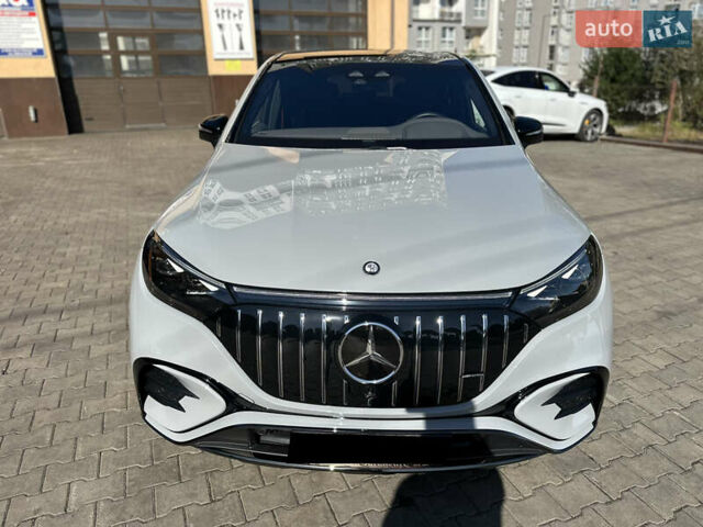 Серый Мерседес EQE SUV, объемом двигателя 0 л и пробегом 4 тыс. км за 88000 $, фото 4 на Automoto.ua