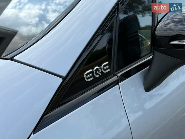 Серый Мерседес EQE SUV, объемом двигателя 0 л и пробегом 29 тыс. км за 74500 $, фото 17 на Automoto.ua