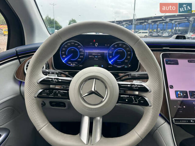 Серый Мерседес EQE SUV, объемом двигателя 0 л и пробегом 20 тыс. км за 48900 $, фото 9 на Automoto.ua