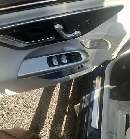 Синий Мерседес EQE SUV, объемом двигателя 0 л и пробегом 5 тыс. км за 60750 $, фото 1 на Automoto.ua