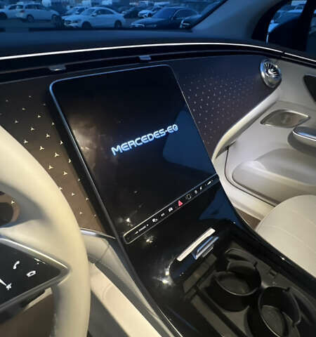 Синий Мерседес EQE SUV, объемом двигателя 0 л и пробегом 5 тыс. км за 60750 $, фото 39 на Automoto.ua