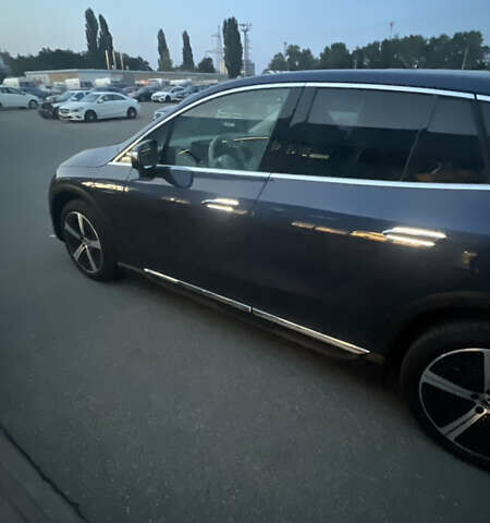 Синий Мерседес EQE SUV, объемом двигателя 0 л и пробегом 5 тыс. км за 60750 $, фото 43 на Automoto.ua