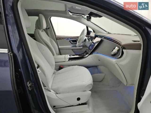 Синій Мерседес EQE SUV, об'ємом двигуна 0 л та пробігом 27 тис. км за 49999 $, фото 3 на Automoto.ua
