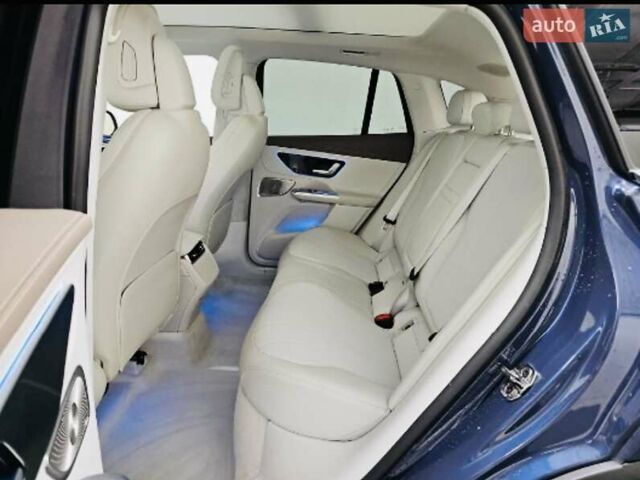 Синій Мерседес EQE SUV, об'ємом двигуна 0 л та пробігом 27 тис. км за 49999 $, фото 6 на Automoto.ua