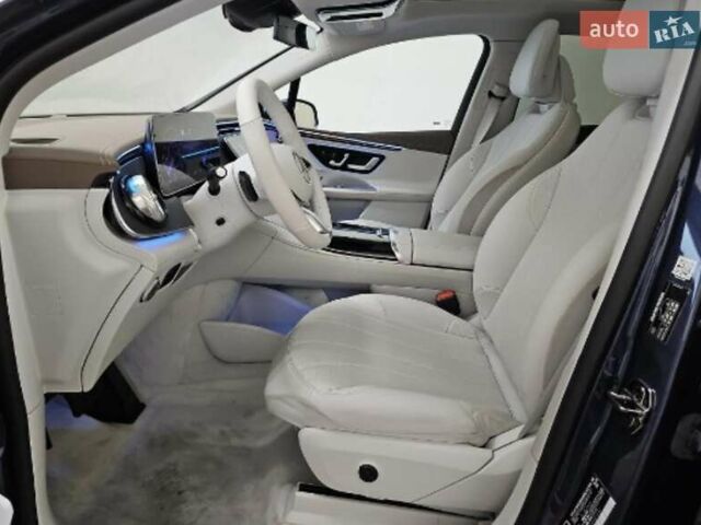 Синій Мерседес EQE SUV, об'ємом двигуна 0 л та пробігом 27 тис. км за 49999 $, фото 8 на Automoto.ua