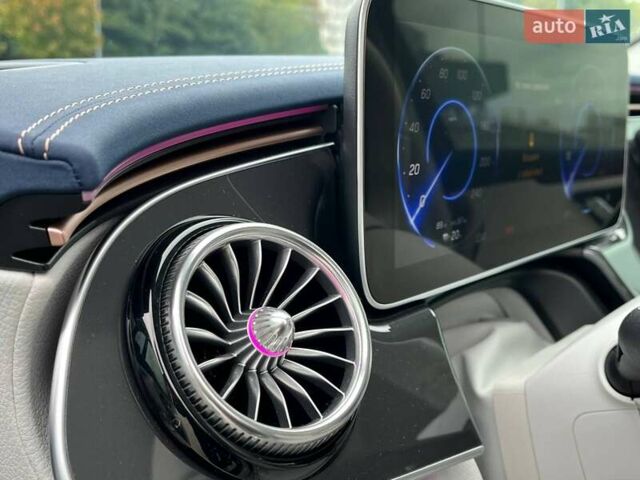 Зеленый Мерседес EQE SUV, объемом двигателя 0 л и пробегом 13 тыс. км за 49190 $, фото 14 на Automoto.ua