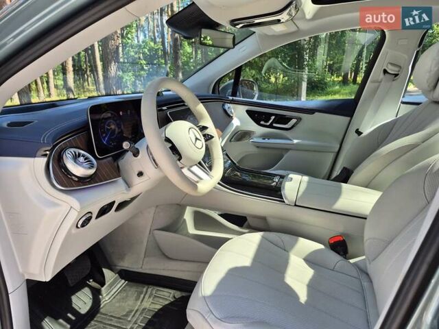 Зеленый Мерседес EQE SUV, объемом двигателя 0 л и пробегом 13 тыс. км за 55500 $, фото 11 на Automoto.ua