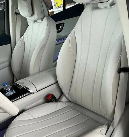 Зеленый Мерседес EQE SUV, объемом двигателя 0 л и пробегом 14 тыс. км за 58000 $, фото 24 на Automoto.ua