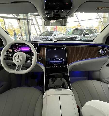 Зеленый Мерседес EQE SUV, объемом двигателя 0 л и пробегом 14 тыс. км за 58000 $, фото 11 на Automoto.ua