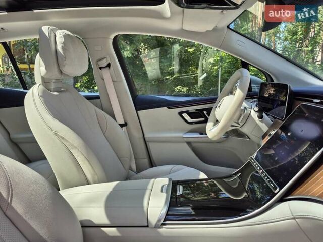 Зеленый Мерседес EQE SUV, объемом двигателя 0 л и пробегом 13 тыс. км за 55500 $, фото 34 на Automoto.ua