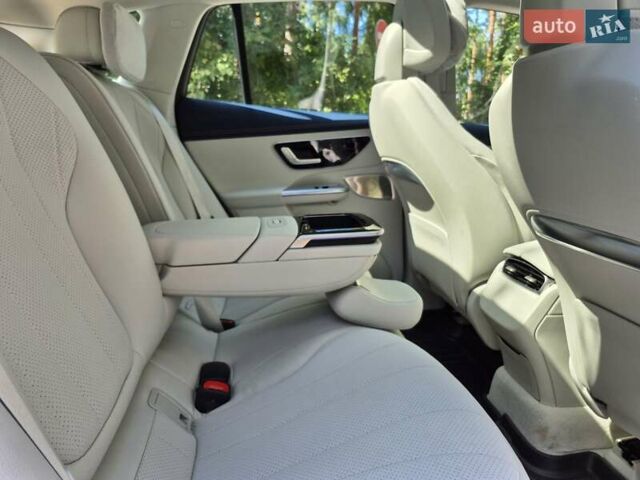 Зеленый Мерседес EQE SUV, объемом двигателя 0 л и пробегом 13 тыс. км за 55500 $, фото 28 на Automoto.ua