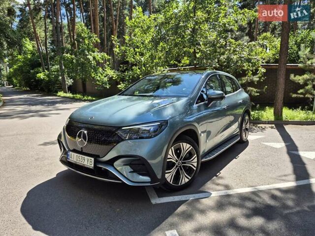 Зеленый Мерседес EQE SUV, объемом двигателя 0 л и пробегом 13 тыс. км за 55500 $, фото 1 на Automoto.ua