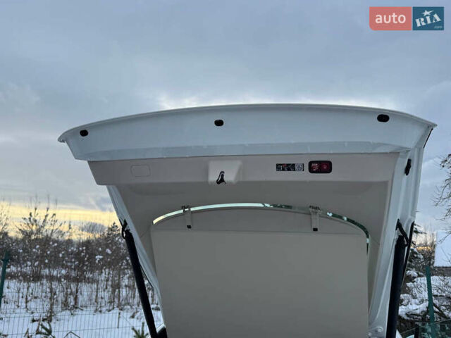 Белый Мерседес EQS, объемом двигателя 0 л и пробегом 25 тыс. км за 47500 $, фото 98 на Automoto.ua