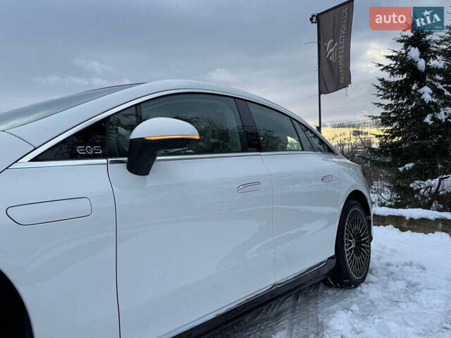 Білий Мерседес EQS, об'ємом двигуна 0 л та пробігом 25 тис. км за 48000 $, фото 5 на Automoto.ua