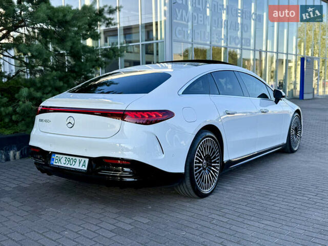 Белый Мерседес EQS, объемом двигателя 0 л и пробегом 19 тыс. км за 67000 $, фото 9 на Automoto.ua