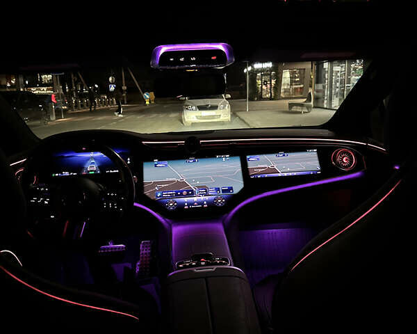 Білий Мерседес EQS, об'ємом двигуна 0 л та пробігом 56 тис. км за 56000 $, фото 12 на Automoto.ua