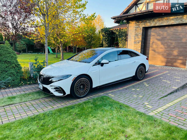 Белый Мерседес EQS, объемом двигателя 0 л и пробегом 26 тыс. км за 57000 $, фото 19 на Automoto.ua