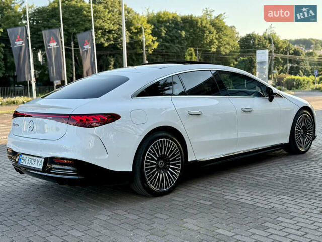 Белый Мерседес EQS, объемом двигателя 0 л и пробегом 19 тыс. км за 67000 $, фото 2 на Automoto.ua