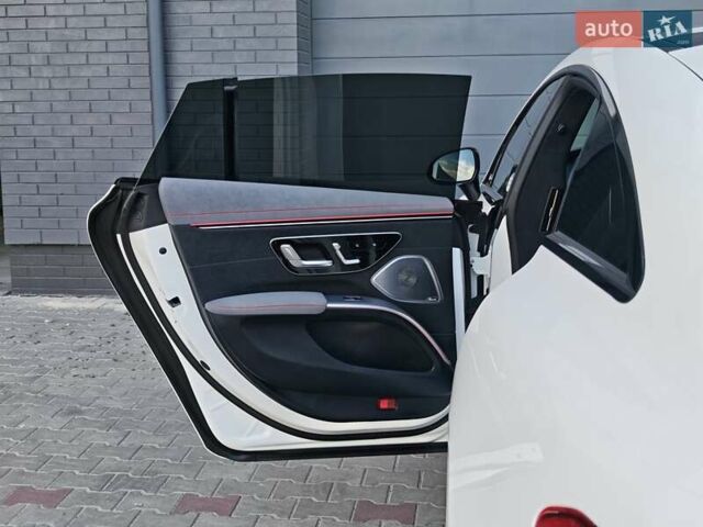 Белый Мерседес EQS, объемом двигателя 0 л и пробегом 30 тыс. км за 103299 $, фото 48 на Automoto.ua