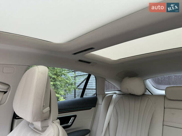 Белый Мерседес EQS, объемом двигателя 0 л и пробегом 55 тыс. км за 48000 $, фото 29 на Automoto.ua
