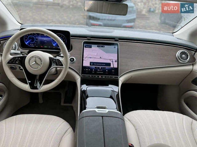 Белый Мерседес EQS, объемом двигателя 0 л и пробегом 17 тыс. км за 62000 $, фото 16 на Automoto.ua