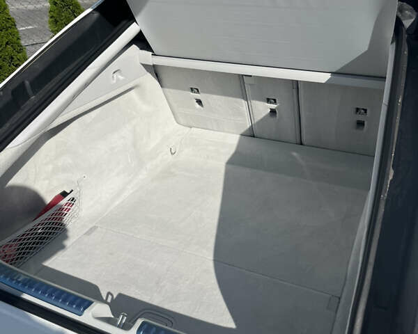 Белый Мерседес EQS, объемом двигателя 0 л и пробегом 53 тыс. км за 47000 $, фото 37 на Automoto.ua