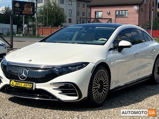 Белый Мерседес EQS, объемом двигателя 0.11 л и пробегом 37 тыс. км за 64900 $, фото 2 на Automoto.ua