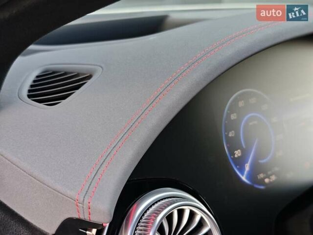 Белый Мерседес EQS, объемом двигателя 0 л и пробегом 30 тыс. км за 103299 $, фото 37 на Automoto.ua