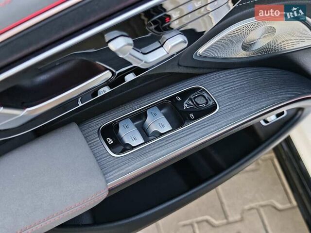 Белый Мерседес EQS, объемом двигателя 0 л и пробегом 30 тыс. км за 103299 $, фото 30 на Automoto.ua