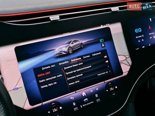 Белый Мерседес EQS, объемом двигателя 0 л и пробегом 30 тыс. км за 103299 $, фото 78 на Automoto.ua