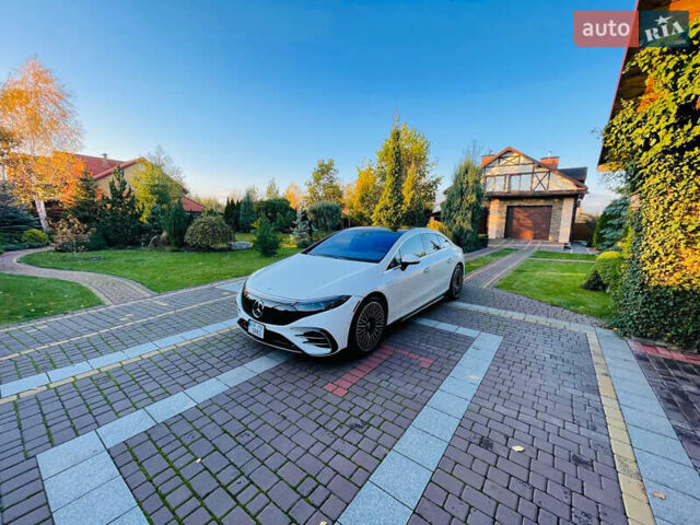 Белый Мерседес EQS, объемом двигателя 0 л и пробегом 26 тыс. км за 57000 $, фото 31 на Automoto.ua