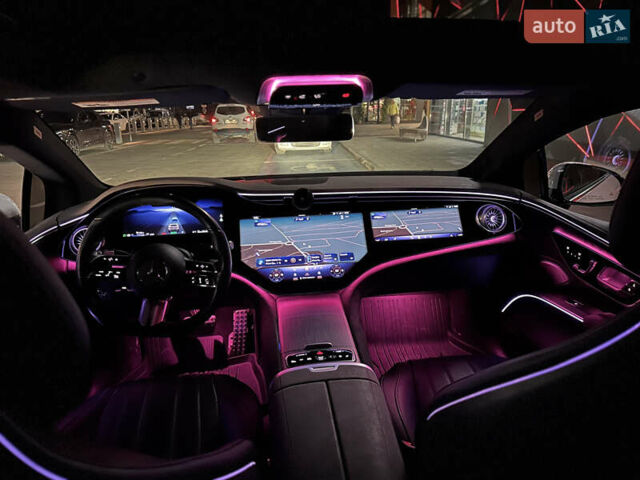 Білий Мерседес EQS, об'ємом двигуна 0 л та пробігом 56 тис. км за 56000 $, фото 17 на Automoto.ua