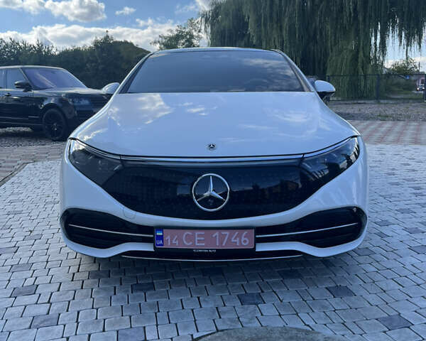 Белый Мерседес EQS, объемом двигателя 0 л и пробегом 53 тыс. км за 47000 $, фото 2 на Automoto.ua