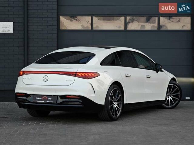 Белый Мерседес EQS, объемом двигателя 0 л и пробегом 30 тыс. км за 103299 $, фото 1 на Automoto.ua